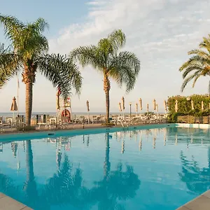 Elegante Con Piscina - Wifi E Box Privato Sanremo